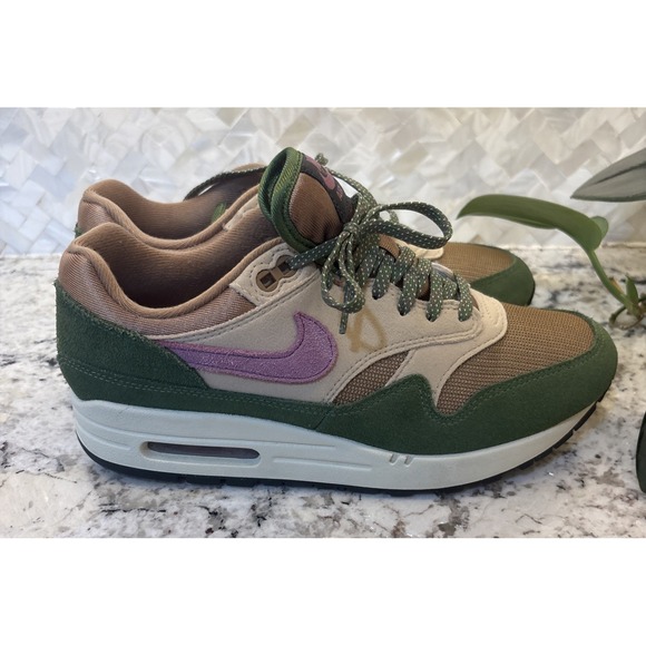 Size 7 Nike Air Max 1 NH  DR9773-300 TreeLine Skunk Men's Sneakers - Picture 2 of 16